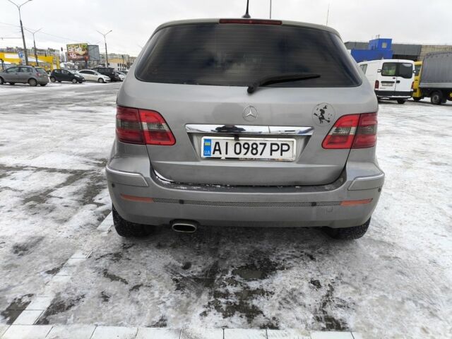 Серый Мерседес Б-класс, объемом двигателя 1.5 л и пробегом 236 тыс. км за 7500 $, фото 4 на Automoto.ua
