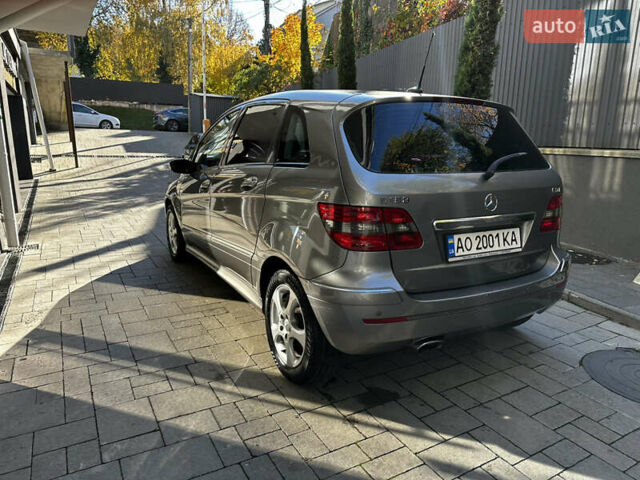 Серый Мерседес Б-класс, объемом двигателя 1.99 л и пробегом 315 тыс. км за 5300 $, фото 4 на Automoto.ua