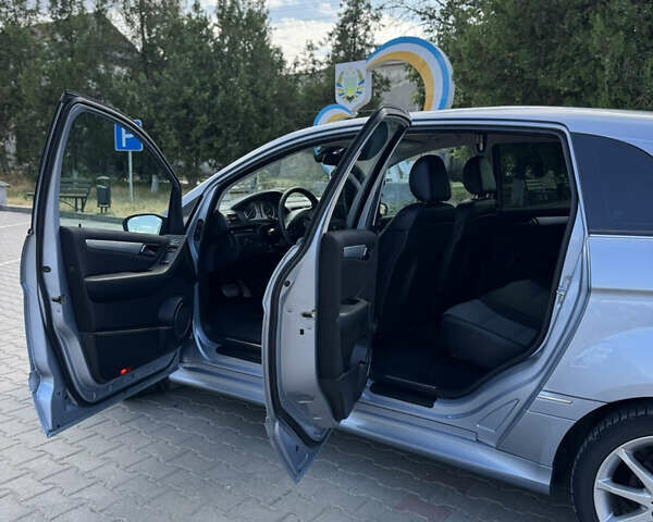Сірий Мерседес Б-клас, об'ємом двигуна 1.99 л та пробігом 248 тис. км за 6400 $, фото 45 на Automoto.ua