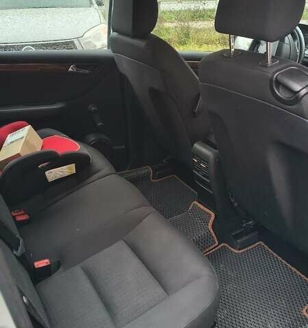 Серый Мерседес Б-класс, объемом двигателя 2 л и пробегом 289 тыс. км за 5700 $, фото 15 на Automoto.ua