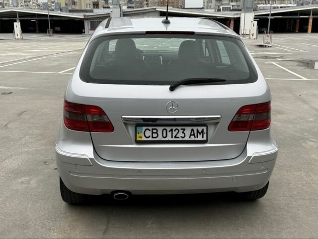 Серый Мерседес Б-класс, объемом двигателя 2 л и пробегом 360 тыс. км за 4950 $, фото 17 на Automoto.ua