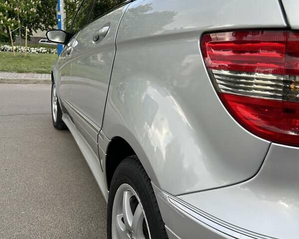 Серый Мерседес Б-класс, объемом двигателя 2.03 л и пробегом 234 тыс. км за 6550 $, фото 11 на Automoto.ua