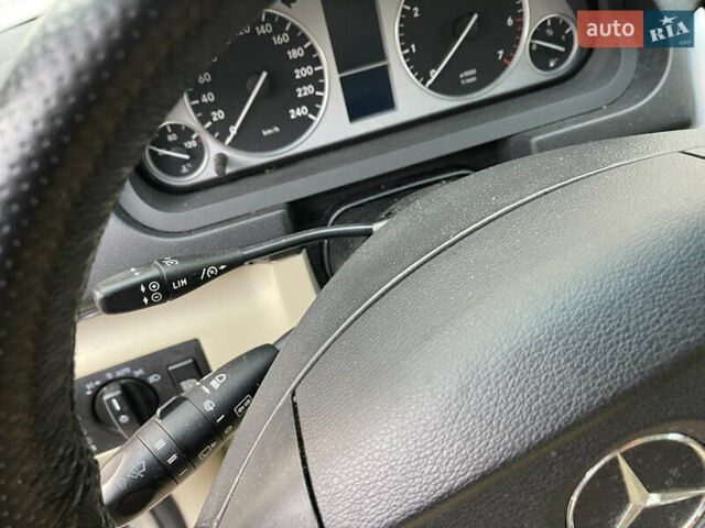 Сірий Мерседес Б-клас, об'ємом двигуна 2 л та пробігом 273 тис. км за 6900 $, фото 33 на Automoto.ua