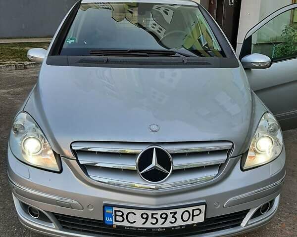 Сірий Мерседес Б-клас, об'ємом двигуна 2.04 л та пробігом 242 тис. км за 6500 $, фото 7 на Automoto.ua