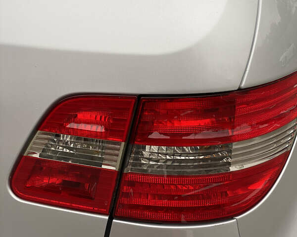 Сірий Мерседес Б-клас, об'ємом двигуна 1.5 л та пробігом 200 тис. км за 6200 $, фото 16 на Automoto.ua