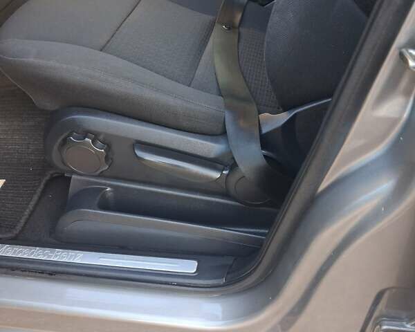 Сірий Мерседес Б-клас, об'ємом двигуна 1.7 л та пробігом 260 тис. км за 5550 $, фото 2 на Automoto.ua