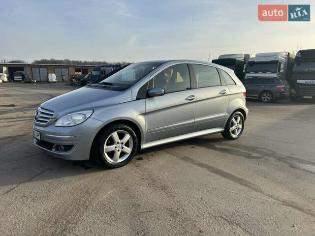 Серый Мерседес Б-класс, объемом двигателя 1.7 л и пробегом 252 тыс. км за 6800 $, фото 6 на Automoto.ua