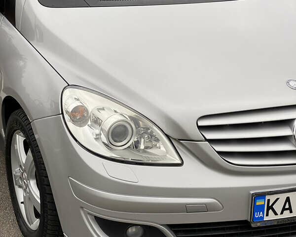 Сірий Мерседес Б-клас, об'ємом двигуна 1.5 л та пробігом 200 тис. км за 6200 $, фото 11 на Automoto.ua