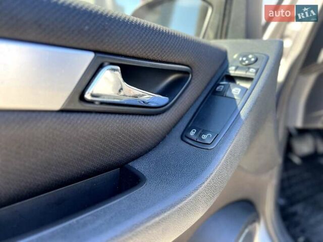 Сірий Мерседес Б-клас, об'ємом двигуна 1.7 л та пробігом 257 тис. км за 6400 $, фото 33 на Automoto.ua