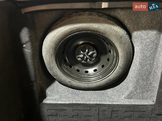 Серый Мерседес Б-класс, объемом двигателя 2.03 л и пробегом 234 тыс. км за 6550 $, фото 109 на Automoto.ua