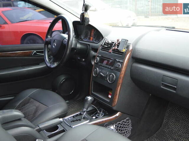 Серый Мерседес Б-класс, объемом двигателя 1.5 л и пробегом 163 тыс. км за 6800 $, фото 16 на Automoto.ua