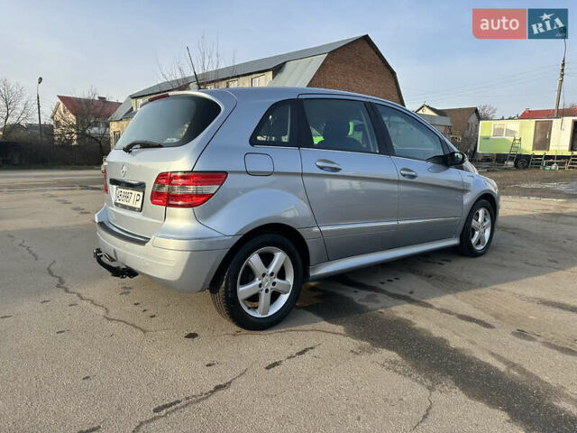 Серый Мерседес Б-класс, объемом двигателя 1.7 л и пробегом 252 тыс. км за 6800 $, фото 2 на Automoto.ua