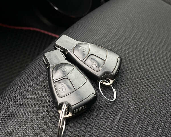 Сірий Мерседес Б-клас, об'ємом двигуна 1.5 л та пробігом 200 тис. км за 6200 $, фото 61 на Automoto.ua