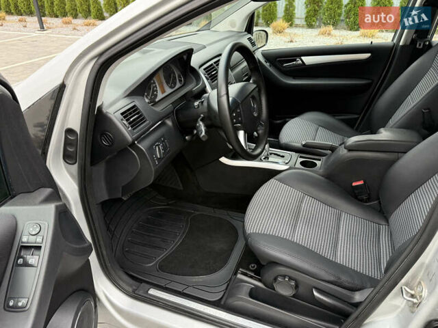 Сірий Мерседес Б-клас, об'ємом двигуна 1.7 л та пробігом 197 тис. км за 6999 $, фото 10 на Automoto.ua