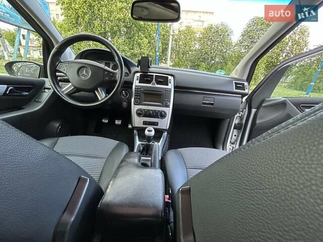 Серый Мерседес Б-класс, объемом двигателя 2.03 л и пробегом 234 тыс. км за 6550 $, фото 46 на Automoto.ua