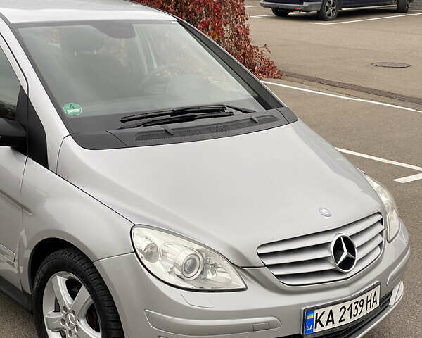 Сірий Мерседес Б-клас, об'ємом двигуна 1.5 л та пробігом 200 тис. км за 6200 $, фото 62 на Automoto.ua