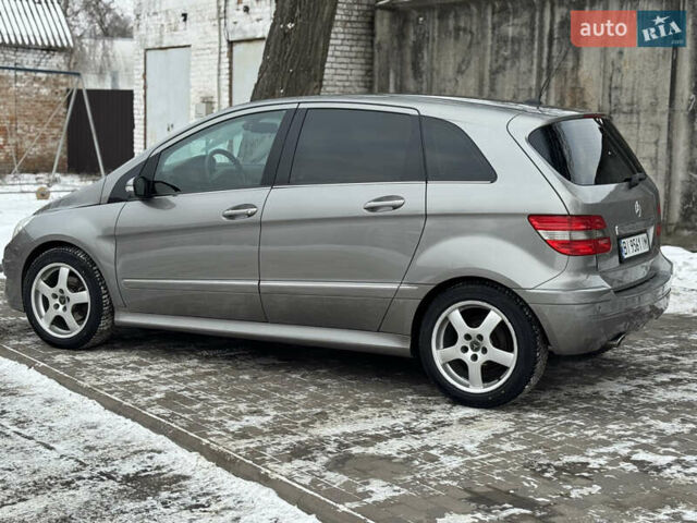 Серый Мерседес Б-класс, объемом двигателя 1.99 л и пробегом 302 тыс. км за 6500 $, фото 9 на Automoto.ua