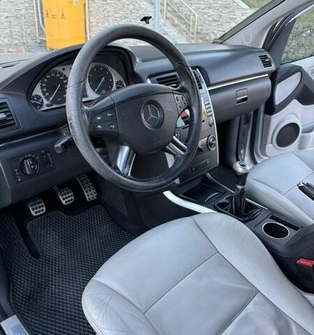 Сірий Мерседес Б-клас, об'ємом двигуна 1.5 л та пробігом 196 тис. км за 5800 $, фото 13 на Automoto.ua