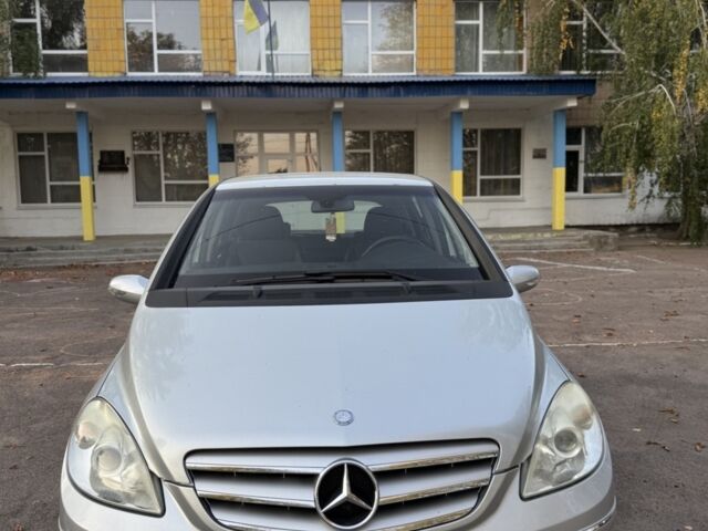 Сірий Мерседес Б-клас, об'ємом двигуна 1.7 л та пробігом 240 тис. км за 6500 $, фото 1 на Automoto.ua