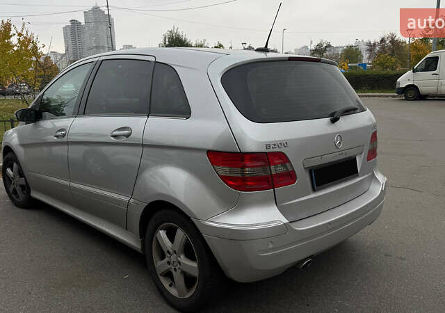 Сірий Мерседес Б-клас, об'ємом двигуна 2 л та пробігом 273 тис. км за 4000 $, фото 5 на Automoto.ua