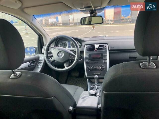 Сірий Мерседес Б-клас, об'ємом двигуна 2 л та пробігом 273 тис. км за 4000 $, фото 2 на Automoto.ua