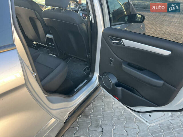 Серый Мерседес Б-класс, объемом двигателя 1.5 л и пробегом 224 тыс. км за 5999 $, фото 29 на Automoto.ua