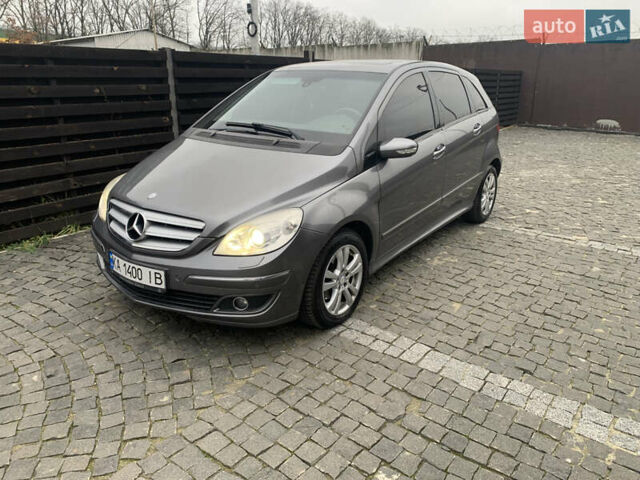 Сірий Мерседес Б-клас, об'ємом двигуна 2.03 л та пробігом 228 тис. км за 6500 $, фото 1 на Automoto.ua