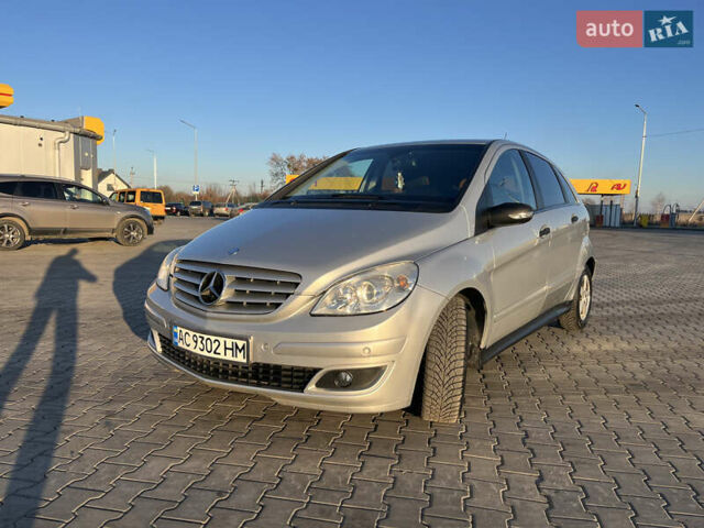 Серый Мерседес Б-класс, объемом двигателя 1.5 л и пробегом 224 тыс. км за 5999 $, фото 1 на Automoto.ua