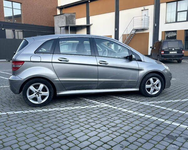 Сірий Мерседес Б-клас, об'ємом двигуна 2.04 л та пробігом 262 тис. км за 6500 $, фото 6 на Automoto.ua