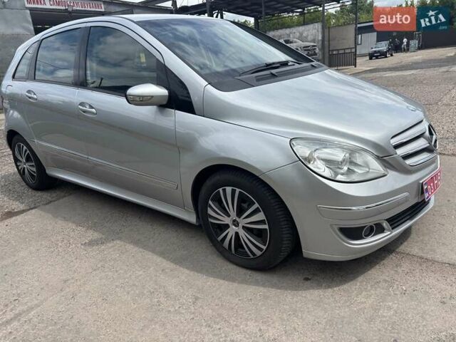 Мерседес Б-класс 2007 в Нововолынск на Automoto.ua Серый Мерседес Б-класс, объемом двигателя 2 л и пробегом 219 тыс. км за 7900 $, фото 6 на Automoto.ua