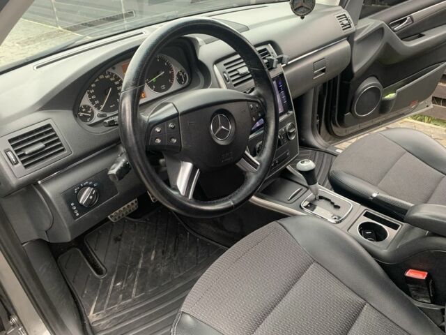 Сірий Мерседес Б-клас, об'ємом двигуна 1.7 л та пробігом 228 тис. км за 6500 $, фото 7 на Automoto.ua