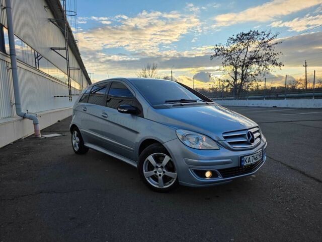 Сірий Мерседес Б-клас, об'ємом двигуна 1.6 л та пробігом 390 тис. км за 5900 $, фото 1 на Automoto.ua