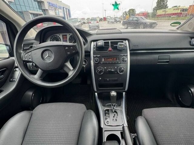Сірий Мерседес Б-клас, об'ємом двигуна 2 л та пробігом 259 тис. км за 6900 $, фото 10 на Automoto.ua