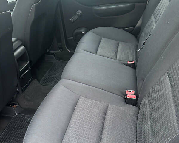 Сірий Мерседес Б-клас, об'ємом двигуна 1.5 л та пробігом 272 тис. км за 6999 $, фото 8 на Automoto.ua