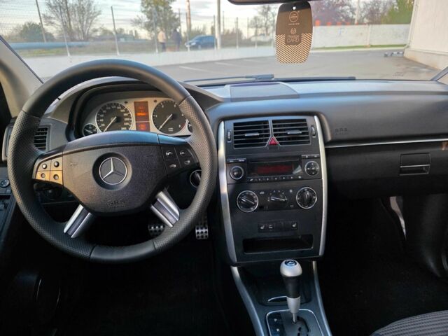 Сірий Мерседес Б-клас, об'ємом двигуна 1.6 л та пробігом 390 тис. км за 5900 $, фото 10 на Automoto.ua