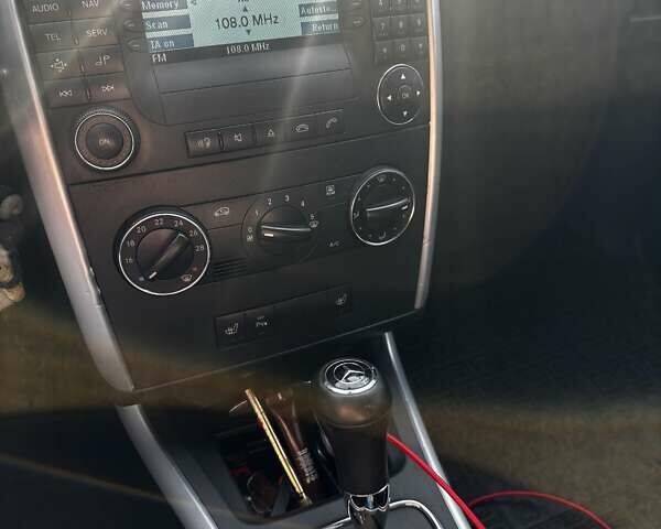 Серый Мерседес Б-класс, объемом двигателя 1.99 л и пробегом 193 тыс. км за 7500 $, фото 3 на Automoto.ua