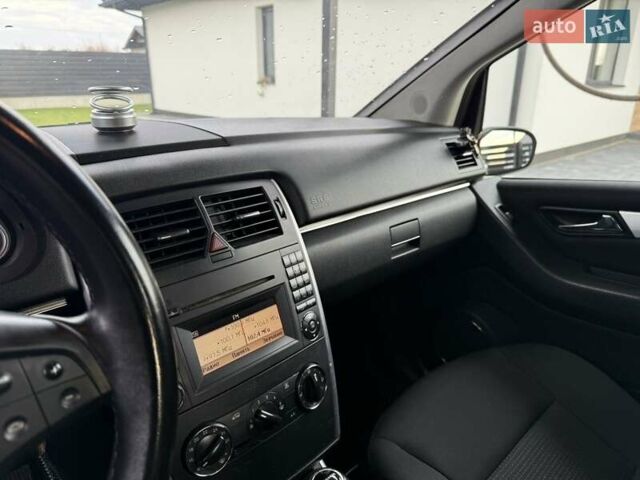 Серый Мерседес Б-класс, объемом двигателя 1.99 л и пробегом 247 тыс. км за 6500 $, фото 10 на Automoto.ua