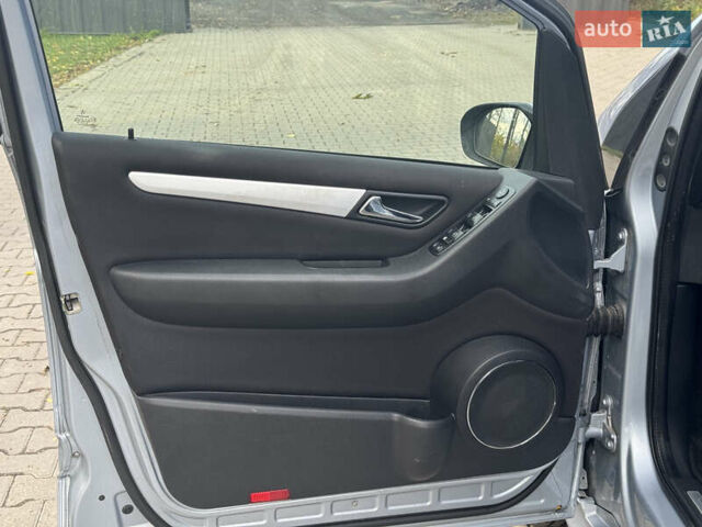 Сірий Мерседес Б-клас, об'ємом двигуна 2 л та пробігом 210 тис. км за 6200 $, фото 13 на Automoto.ua