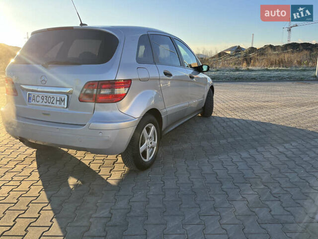 Серый Мерседес Б-класс, объемом двигателя 1.5 л и пробегом 224 тыс. км за 5999 $, фото 7 на Automoto.ua