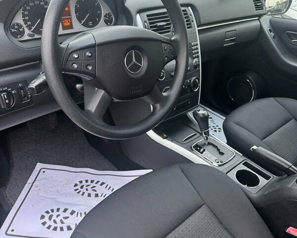 Сірий Мерседес Б-клас, об'ємом двигуна 1.5 л та пробігом 272 тис. км за 6999 $, фото 6 на Automoto.ua