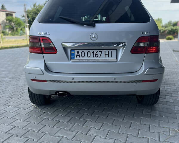 Сірий Мерседес Б-клас, об'ємом двигуна 1.99 л та пробігом 220 тис. км за 5900 $, фото 3 на Automoto.ua