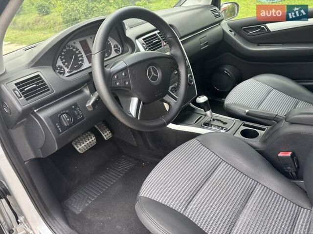 Мерседес Б-класс 2007 в Нововолынск на Automoto.ua Серый Мерседес Б-класс, объемом двигателя 2 л и пробегом 219 тыс. км за 7900 $, фото 20 на Automoto.ua