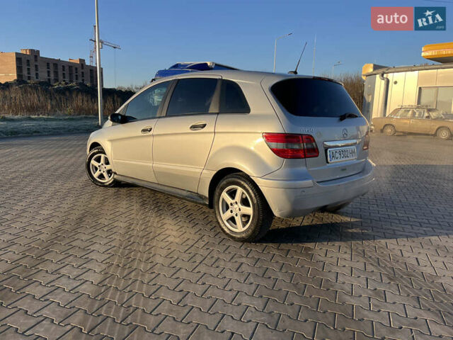 Серый Мерседес Б-класс, объемом двигателя 1.5 л и пробегом 224 тыс. км за 5999 $, фото 5 на Automoto.ua