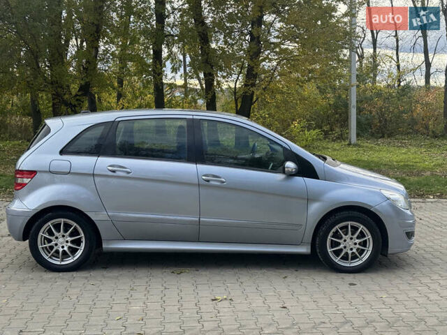 Сірий Мерседес Б-клас, об'ємом двигуна 2 л та пробігом 210 тис. км за 6200 $, фото 2 на Automoto.ua