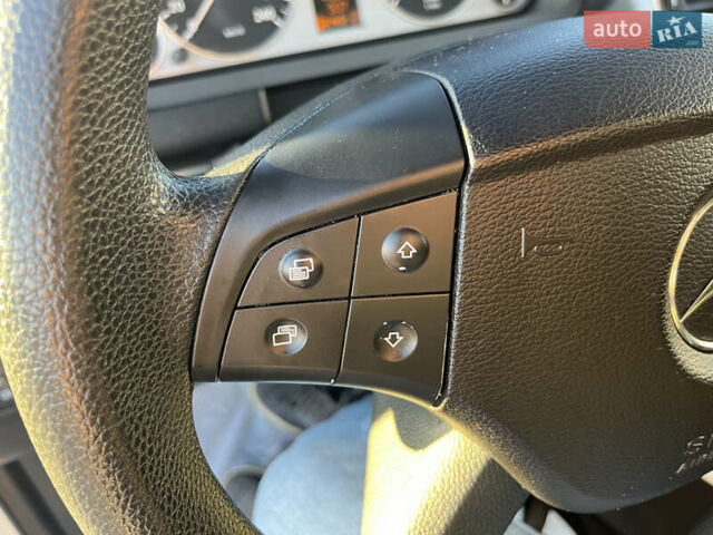 Серый Мерседес Б-класс, объемом двигателя 1.5 л и пробегом 224 тыс. км за 5999 $, фото 16 на Automoto.ua