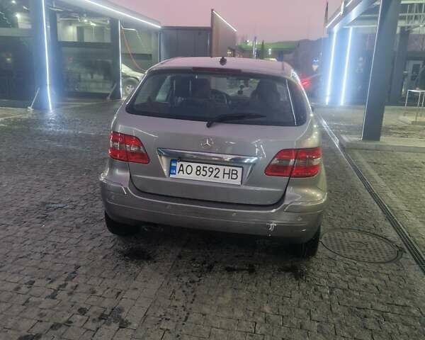 Сірий Мерседес Б-клас, об'ємом двигуна 2.03 л та пробігом 200 тис. км за 5700 $, фото 5 на Automoto.ua