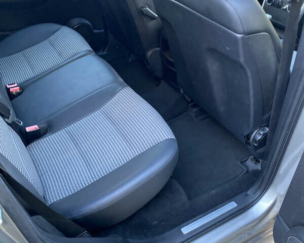 Серый Мерседес Б-класс, объемом двигателя 1.99 л и пробегом 197 тыс. км за 6500 $, фото 19 на Automoto.ua