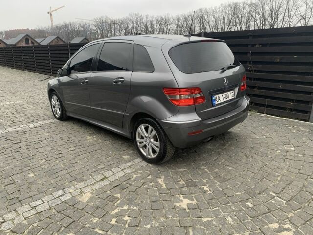 Сірий Мерседес Б-клас, об'ємом двигуна 1.7 л та пробігом 228 тис. км за 6500 $, фото 2 на Automoto.ua