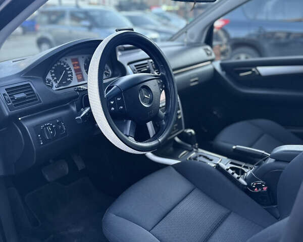 Сірий Мерседес Б-клас, об'ємом двигуна 2.04 л та пробігом 262 тис. км за 6500 $, фото 20 на Automoto.ua