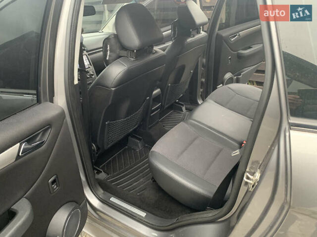 Сірий Мерседес Б-клас, об'ємом двигуна 2.03 л та пробігом 228 тис. км за 6500 $, фото 10 на Automoto.ua